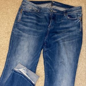 CURVY BOYFRIEND JEANS (size 12)